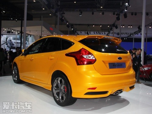 Լ15.38Ԫ 2013˹ST