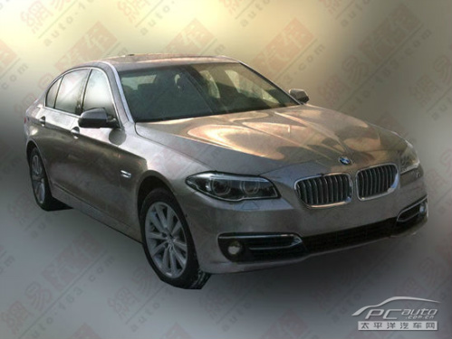 ¿<A href=../../auto/Huachen_BMW/baoma5.html TARGET=_blank><u><font color=#0000FF>5ϵ</font></u></a>ʵͼ ڷ